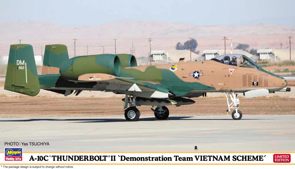 Hasegawa 1/72 A-10C Thunderbolt II "Demonstration Team Vietnam Scheme"