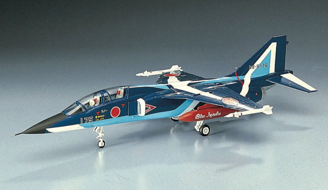 Hasegawa 1/72 Blue Impulse T-2