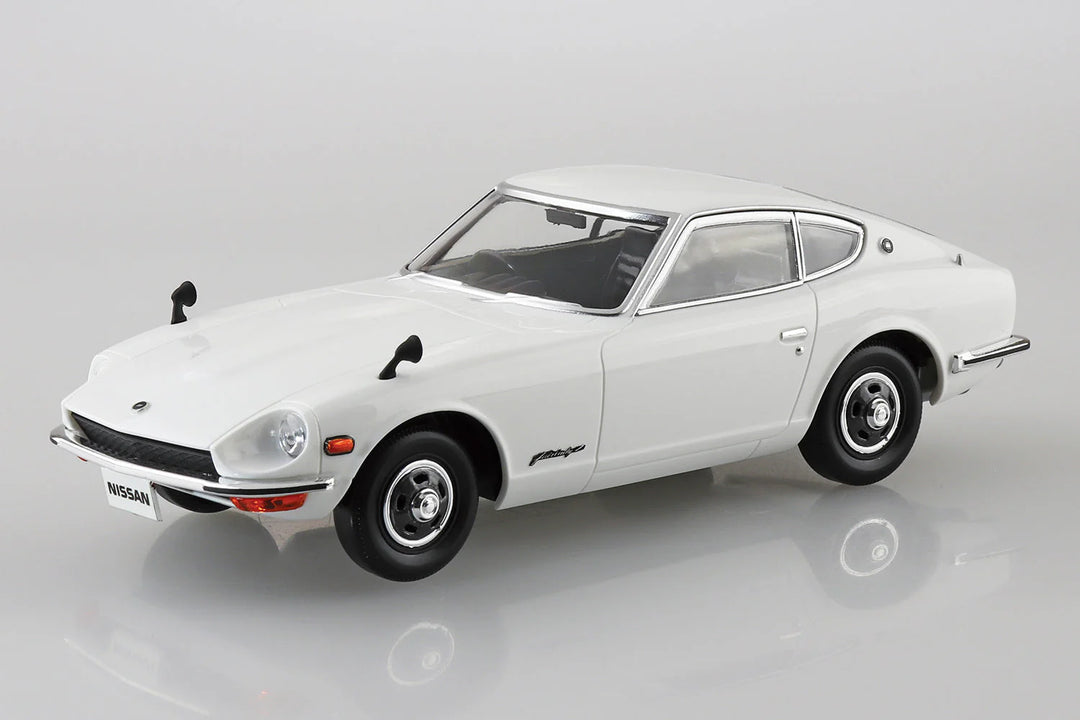 Aoshima 1/32 SNAP Nissan S30 Fairlady Z (White)