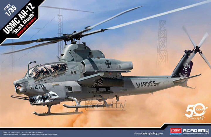 Academy 1/35 U.S. Marine Corps AH-1Z "Cobra"