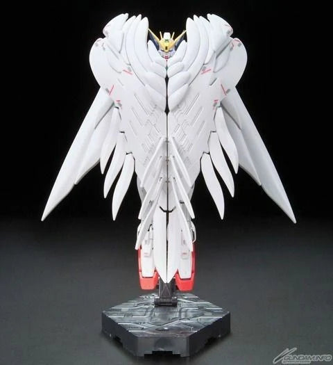 Bandai RG 1/144 XXXG-00W0 Wing Gundam Zero EW