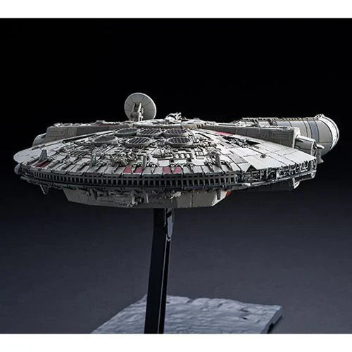 Bandai 1/144 Star Wars Millennium Falcon Star Wars-The Rise of Skywalker