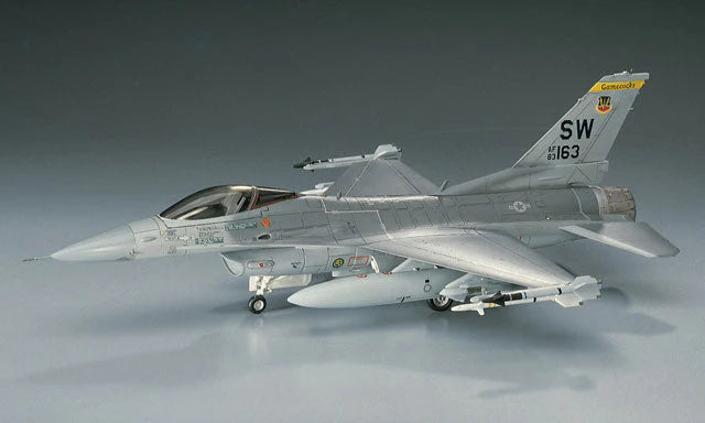 Hasegawa 1/72 F-16C Fighting Falcon