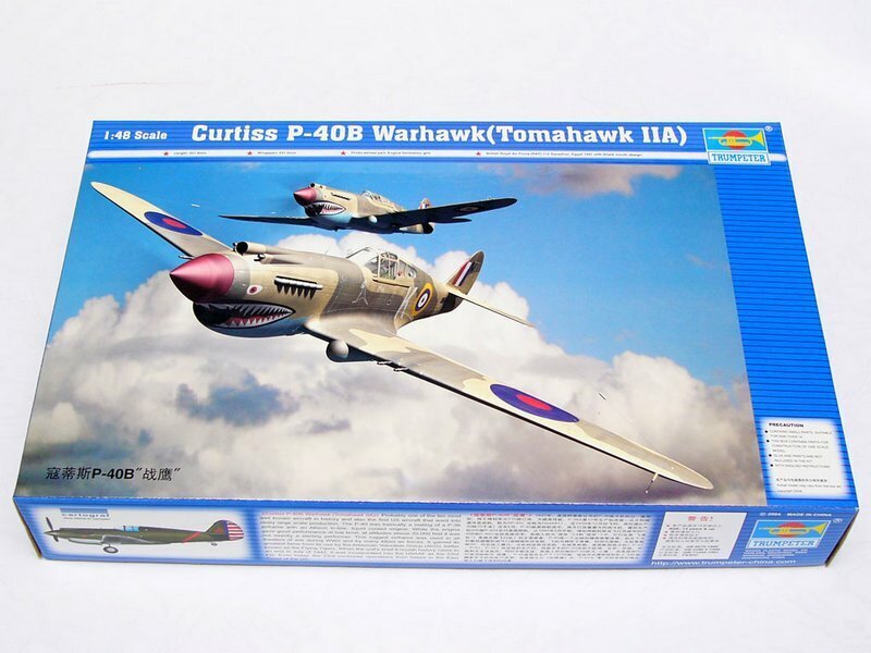 Trumpeter 1/48 Curtiss P-40B Warhawk *Aus Service* Plastic Model Kit