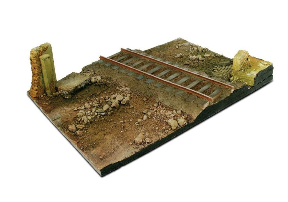 Vallejo Scenics Bases 1/35 - 31x21 Country road cross with railway section Diorama Base